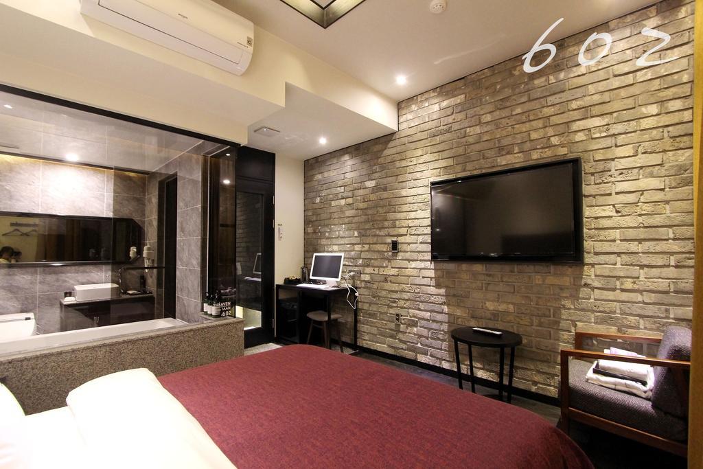 2 Heaven Hotel Lotte Waterpark Gimhae Eksteriør bilde
